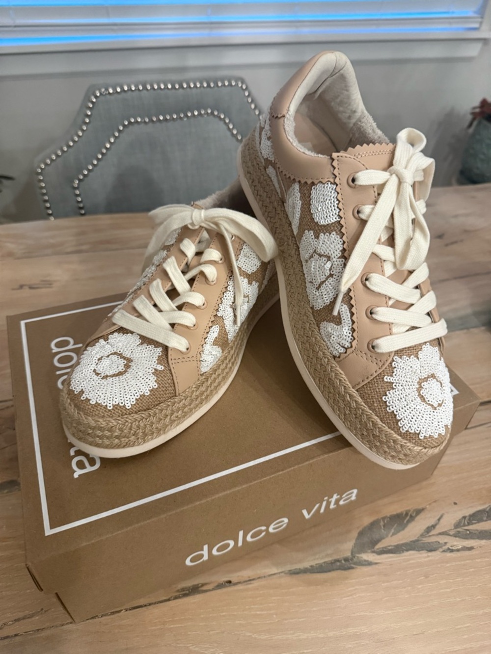 Dolce Vita Beige and White Floral Lace Espadrille Sneaker - Picture 3 of 8